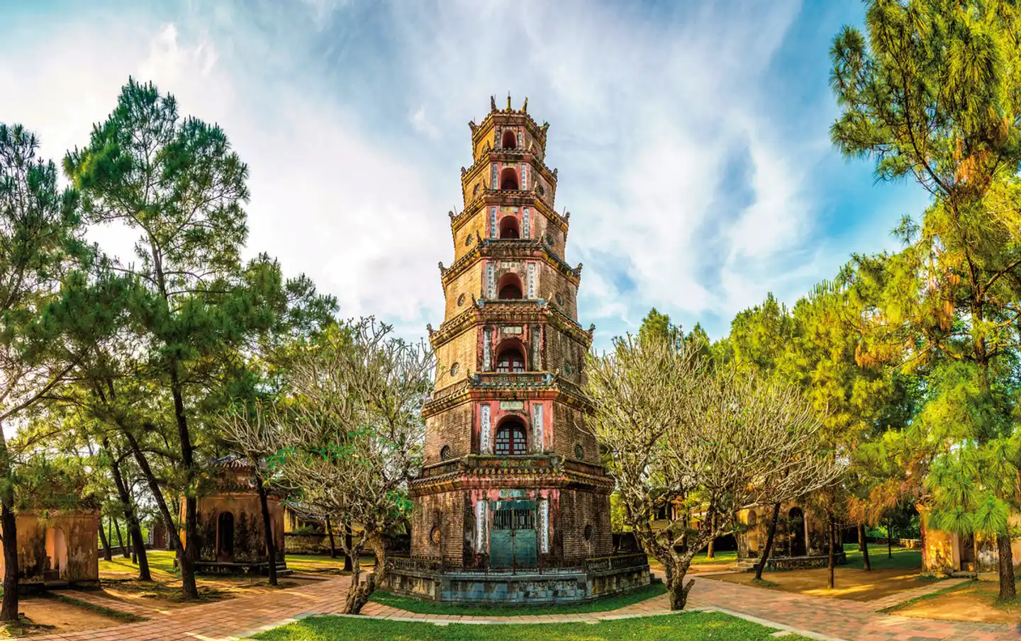 Vietnam Classic (Privatreise, umgekehrte Richtung) Aussenansicht