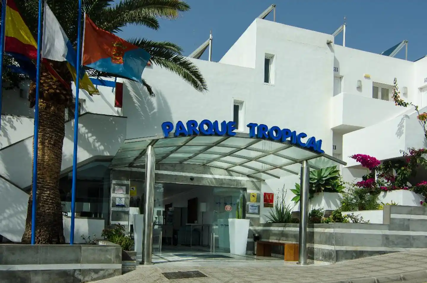 Apartamentos Parque Tropical Aussenansicht
