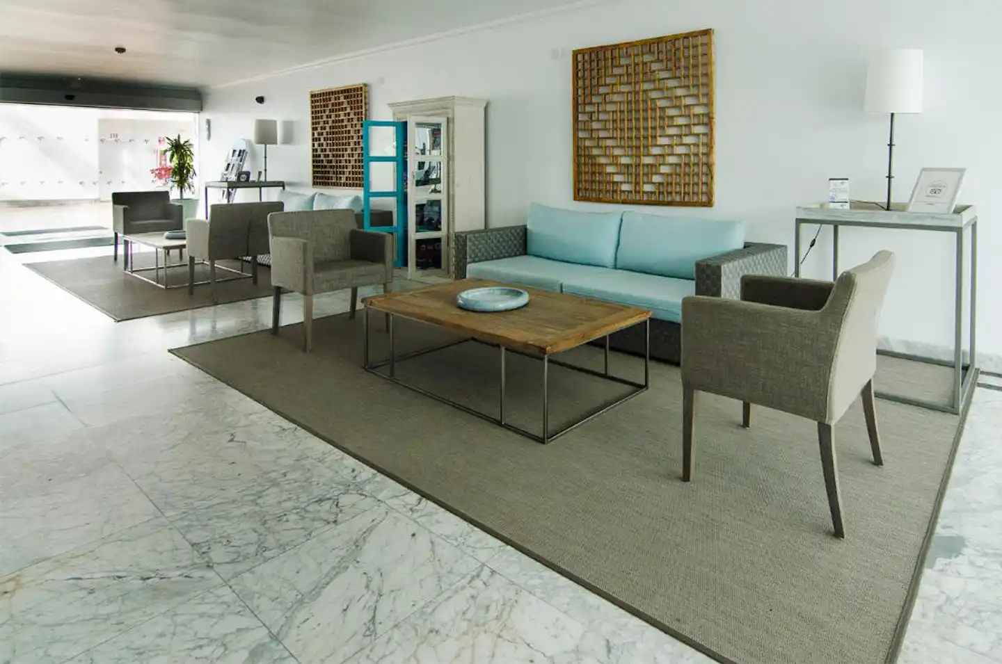 Apartamentos Parque Tropical Lobby