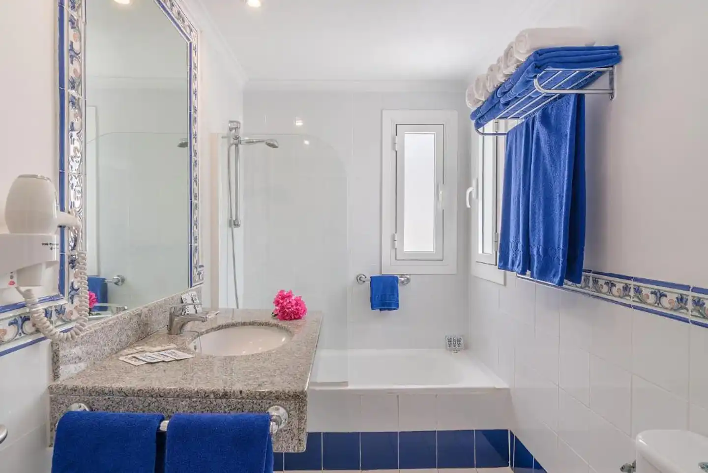 Apartamentos Parque Tropical Badezimmer
