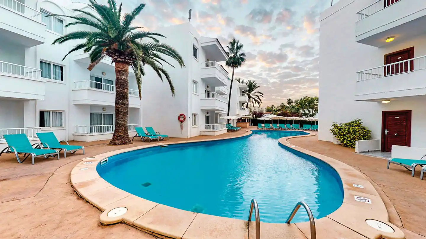Alcudia Garden Pool