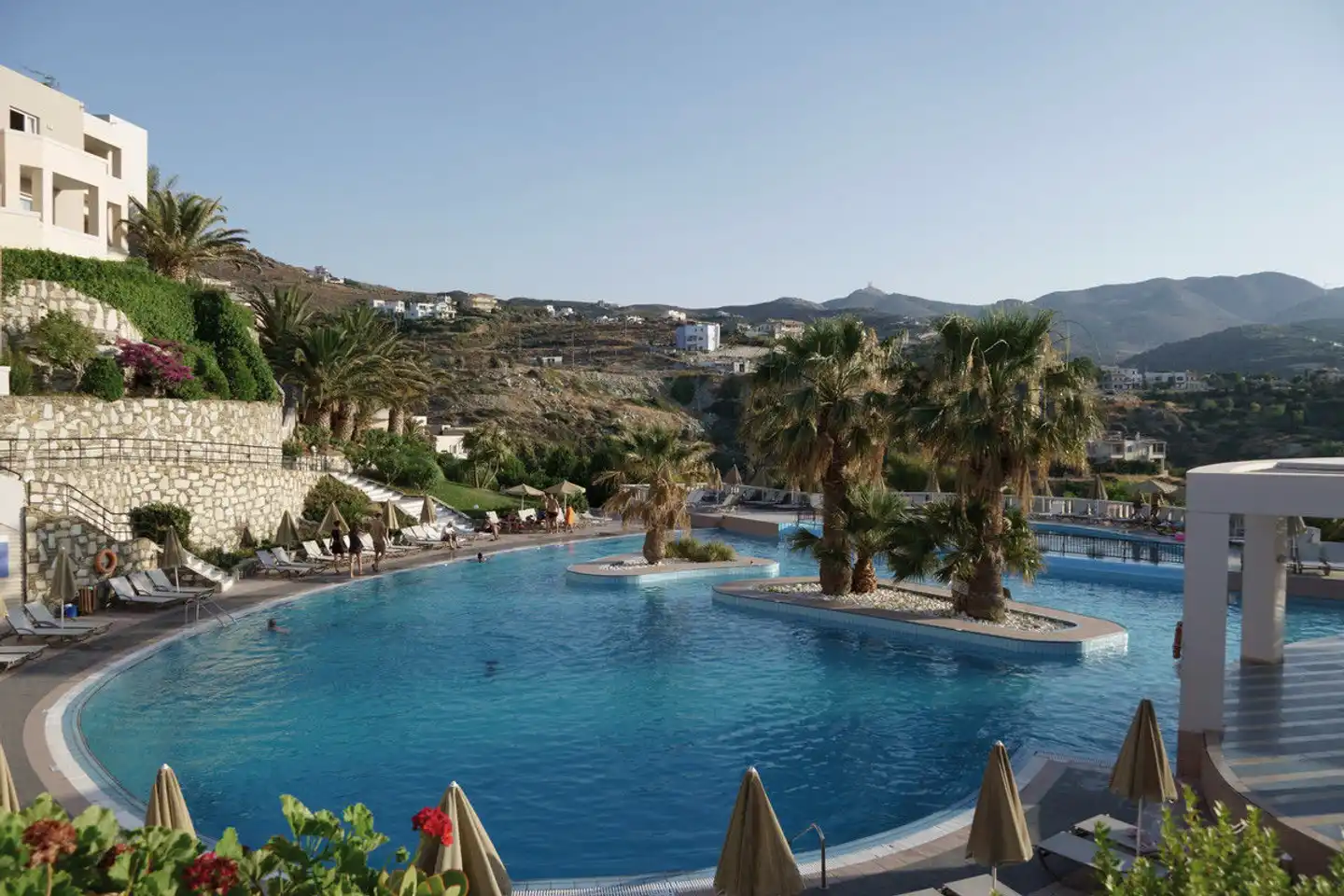 Athina Palace Resort&Spa Pool