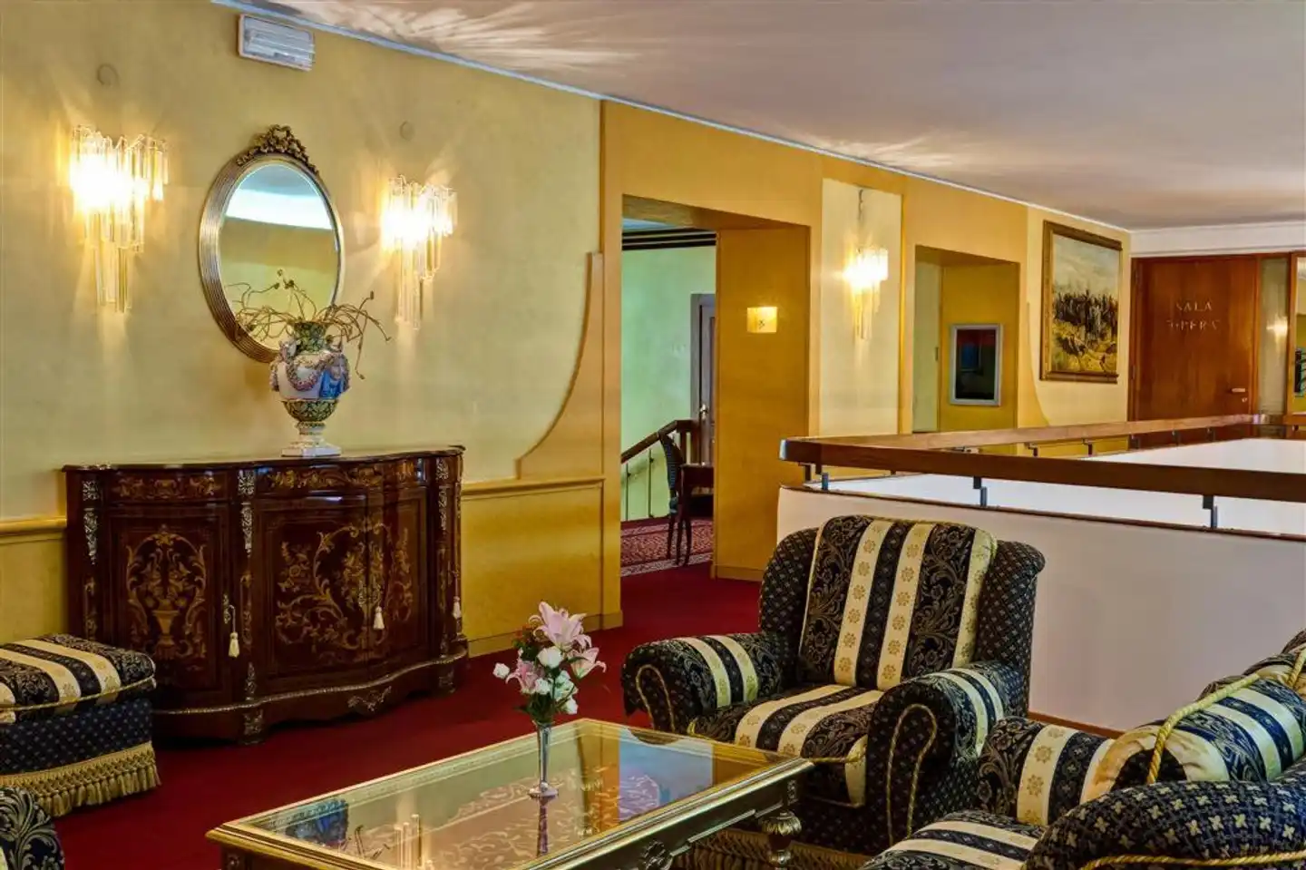 Hotel Mondial Roma Lobby