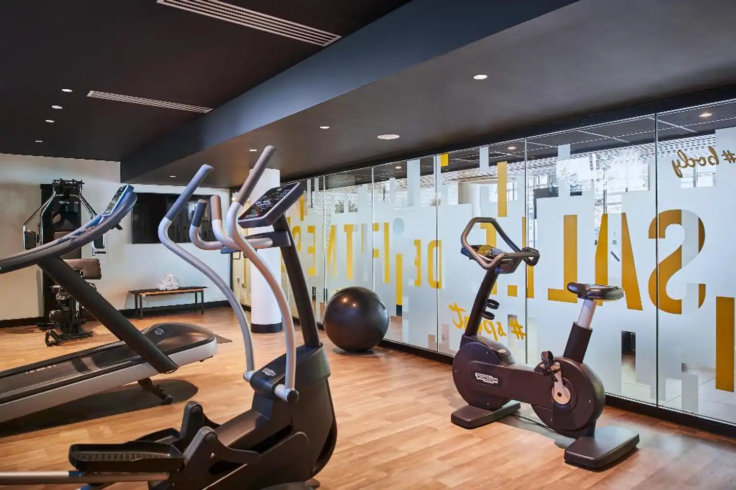 Campanile Hotel Paris Bercy Village Sport und Entertainment