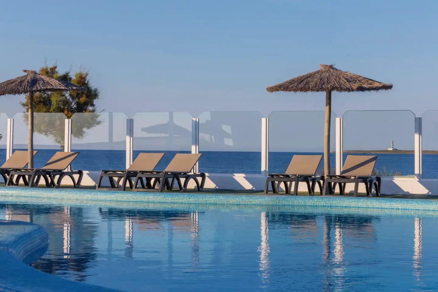 AluaSun Far Menorca by AMR Collection Pool