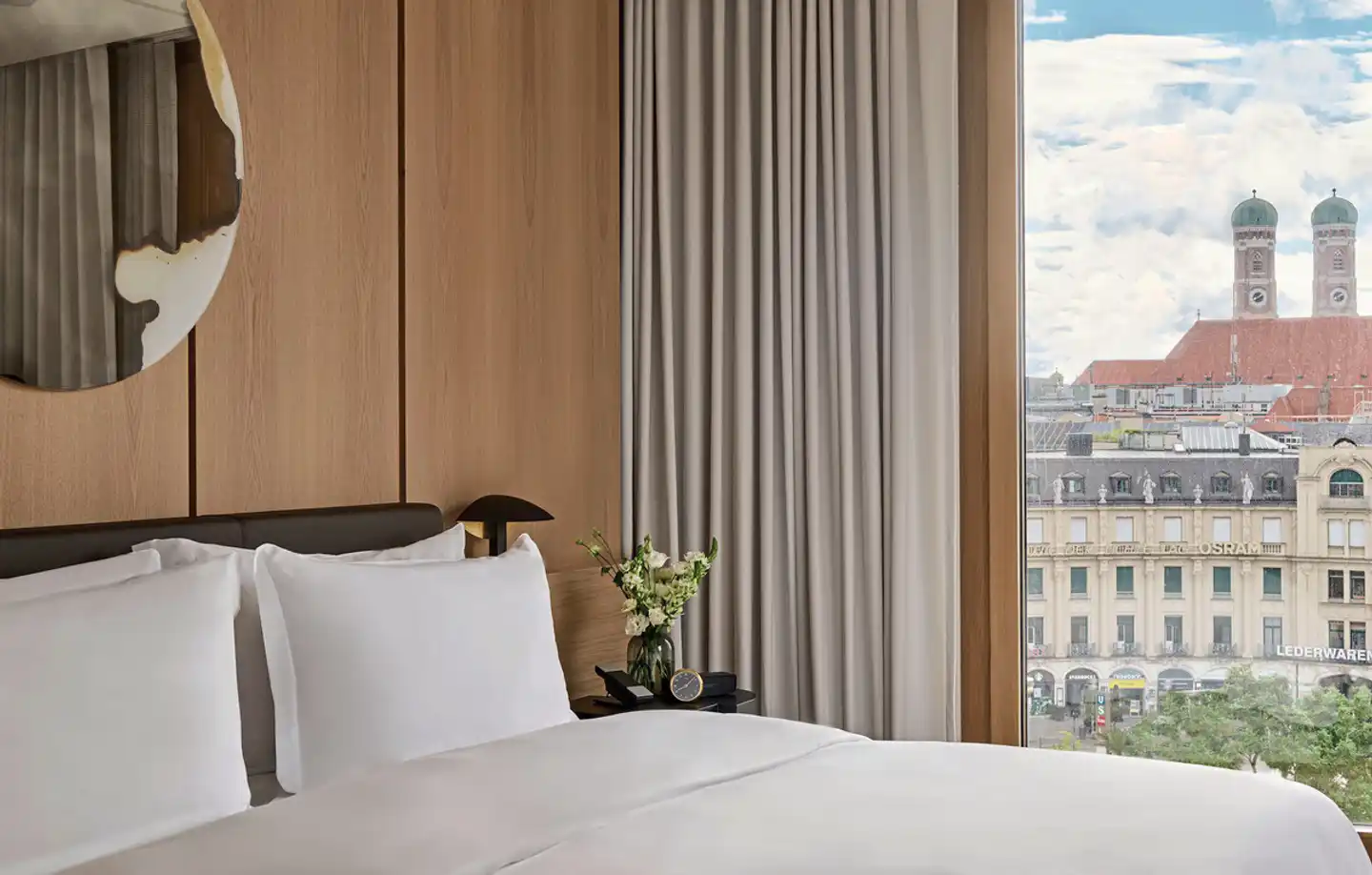 Koenigshof, a Luxury Collection Hotel, Munich Wohnbeispiel
