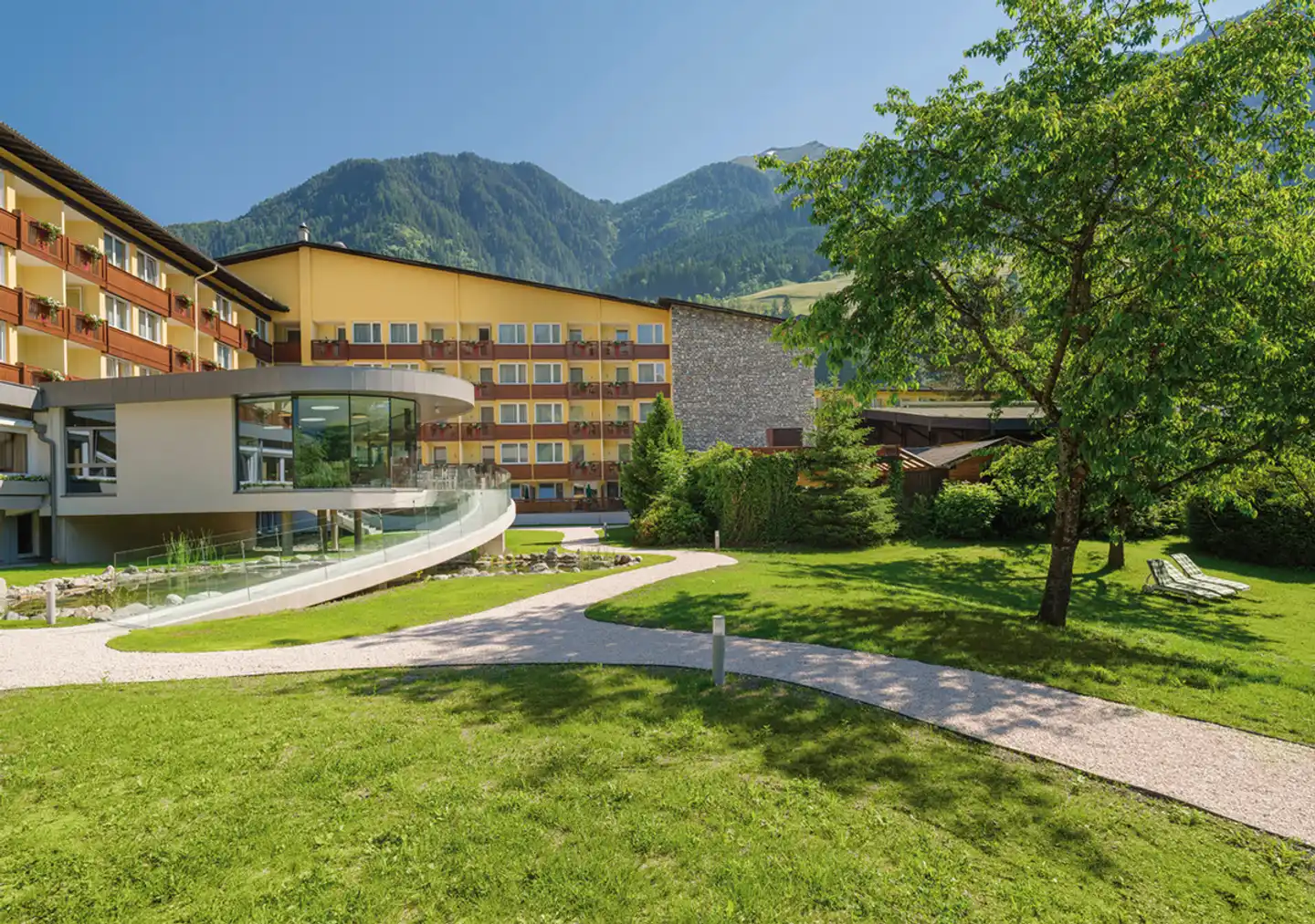 Johannesbad Hotel Palace Aussenansicht