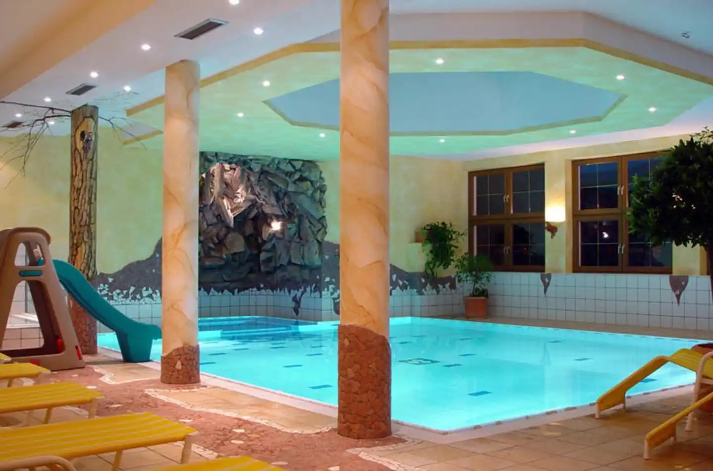 Aktivhotel Waldhof Hallenbad