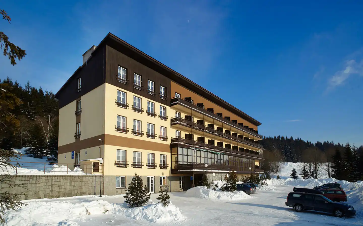 Orea Hotel Spicak Aussenansicht