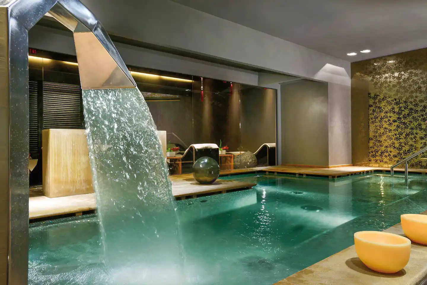 Royal Hotel Sanremo Hallenbad