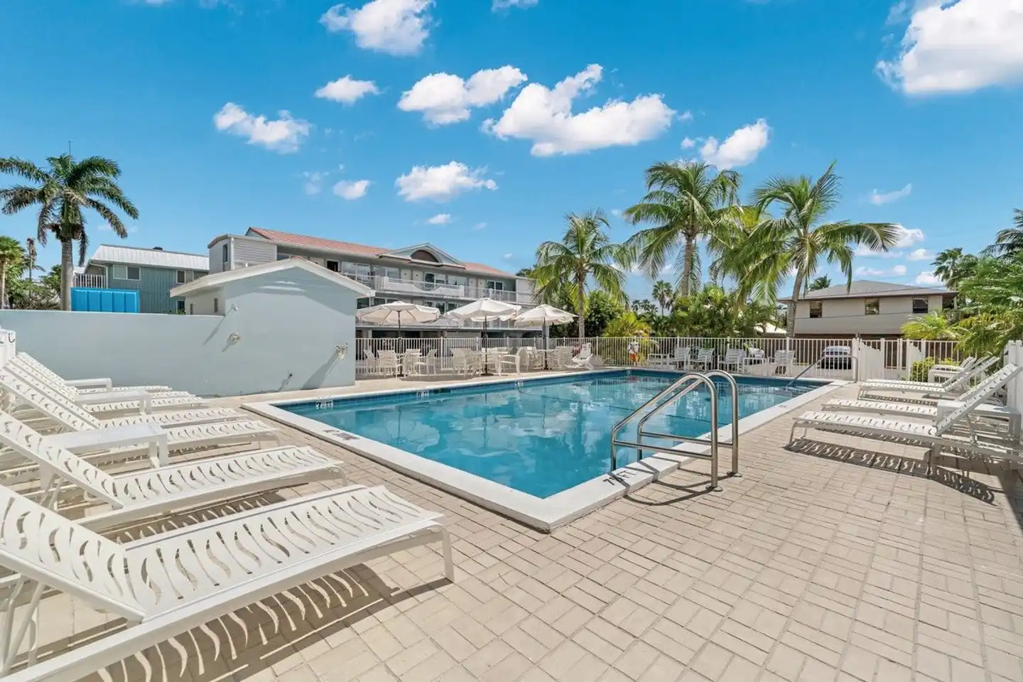 Silver Surf Gulf Beach Resort Pool