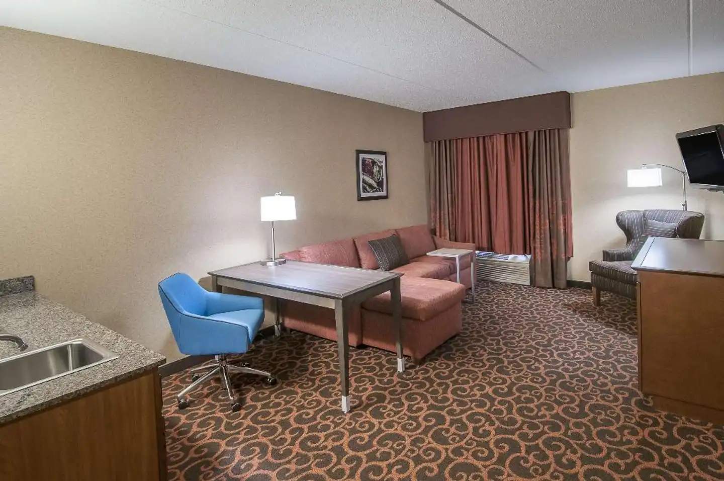 Hampton Inn Deadwood at Tin Lizzie Gaming Resort Wohnbeispiel