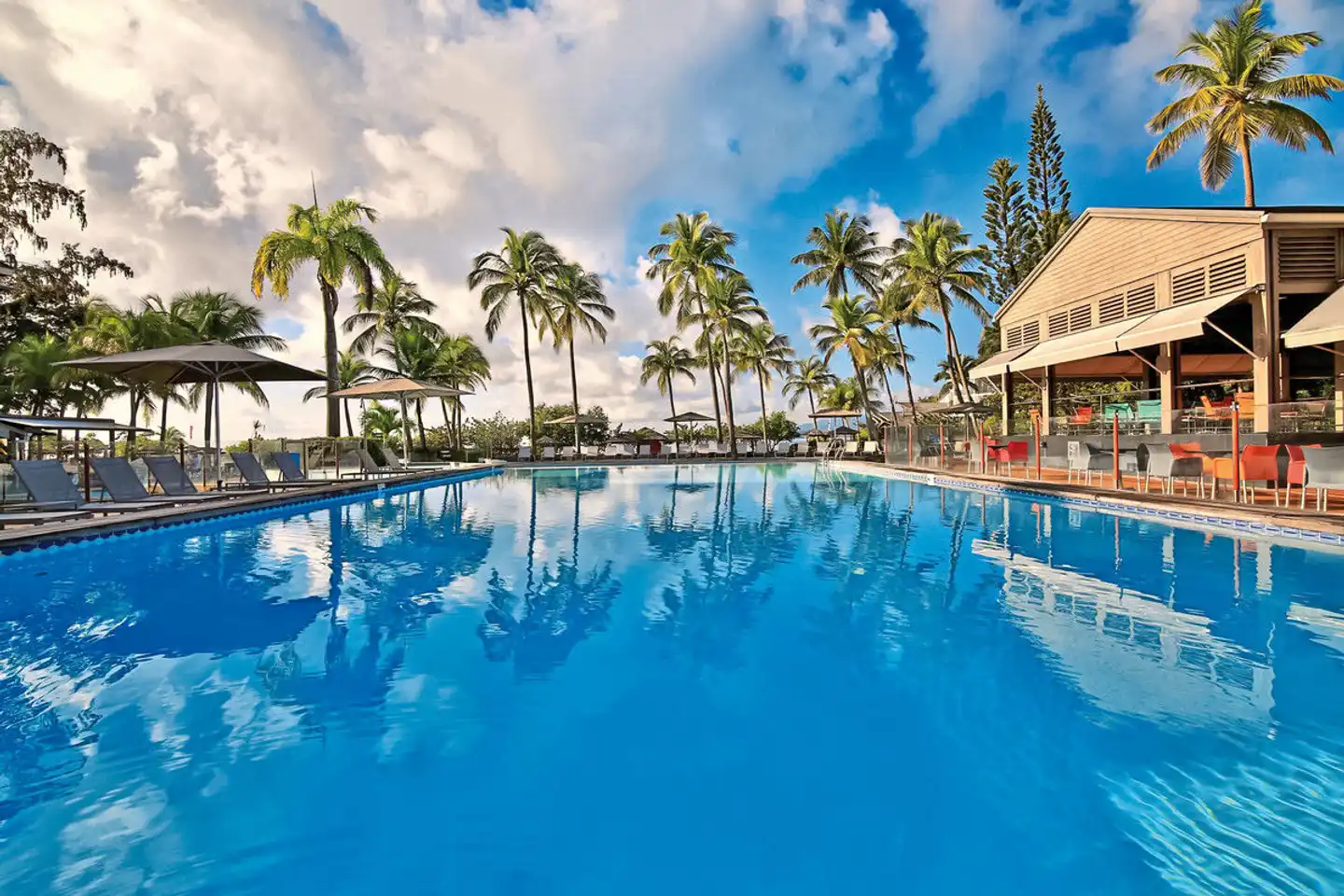 Le Mahogany Hôtel Résidence & Spa Pool