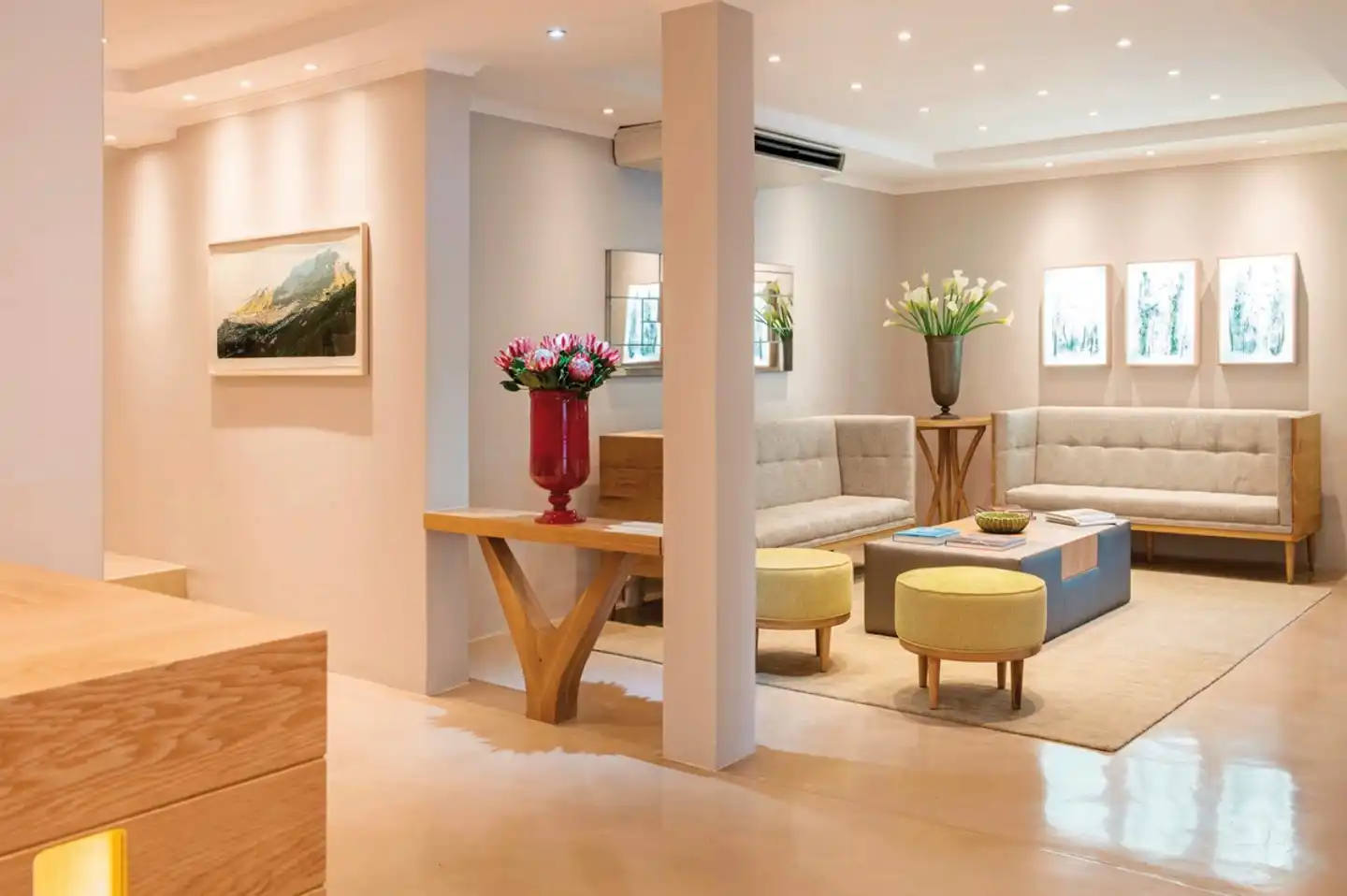 Cape Town Hollow Boutique Hotel Lobby