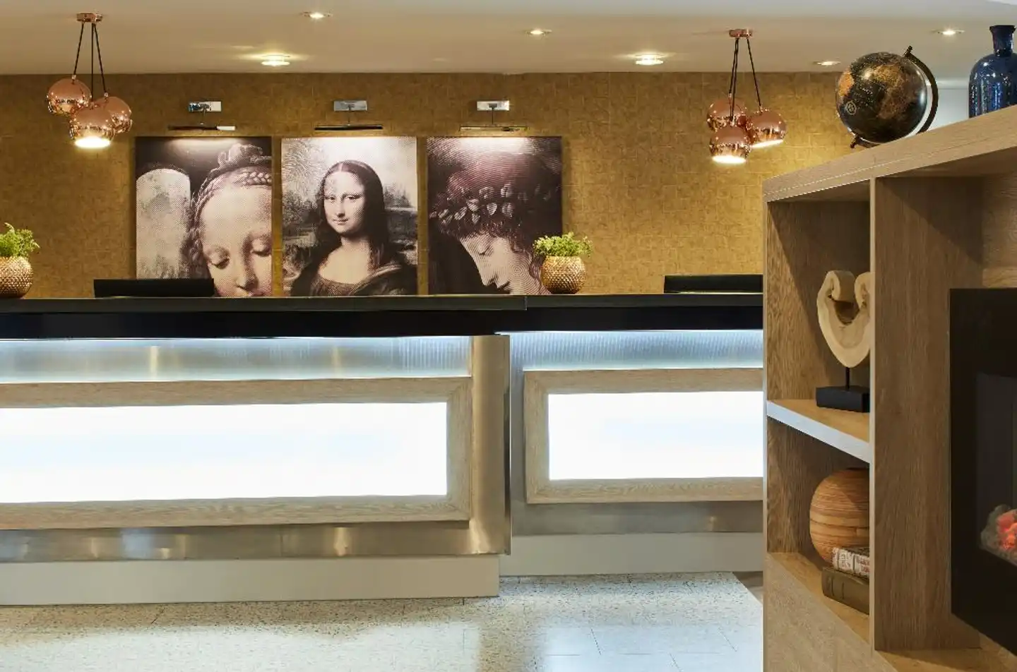 Leonardo London Heathrow Airport Lobby