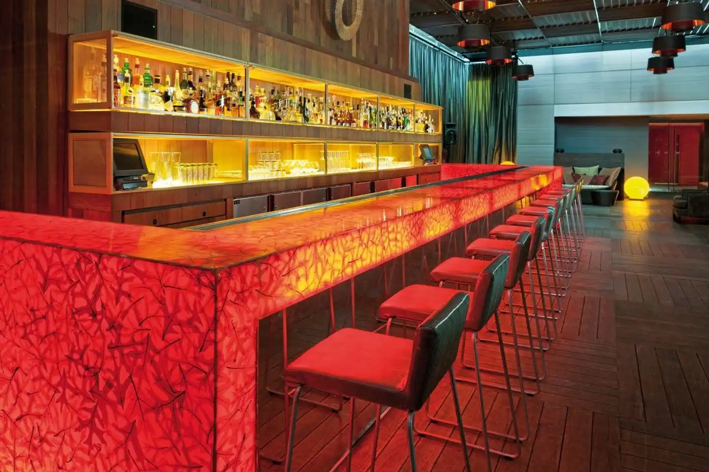 W Montréal Bar