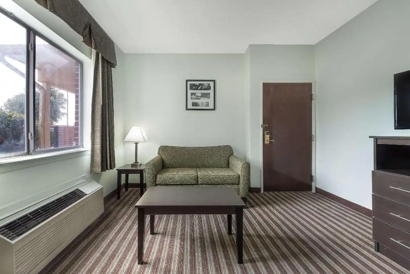 Days Inn & Suites by Wyndham Dallas Wohnbeispiel