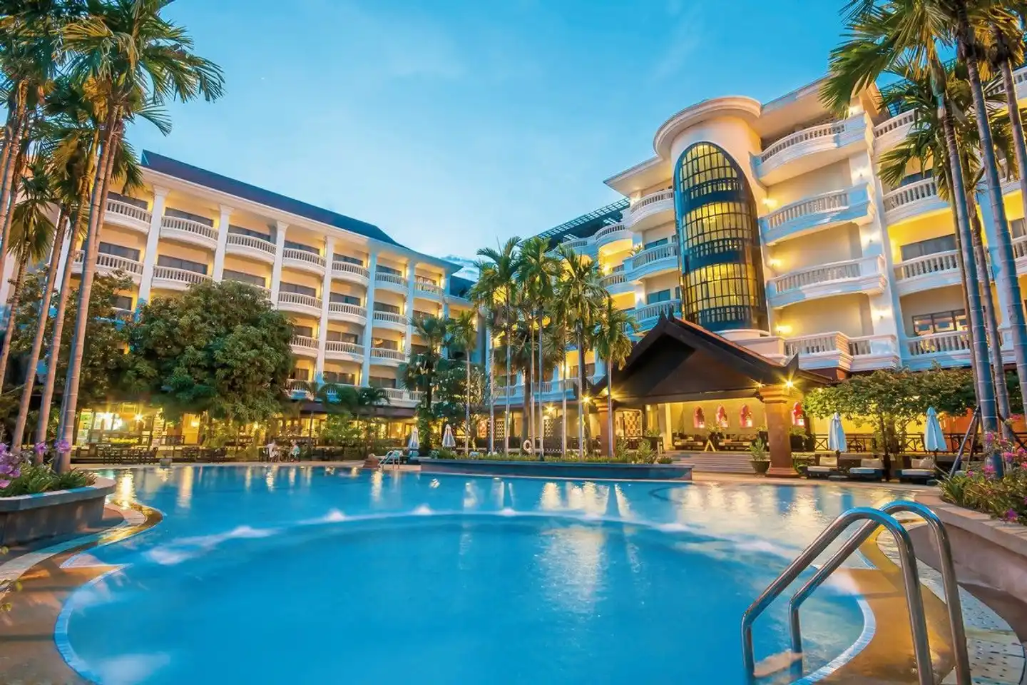Borei Angkor Resort & Spa Pool