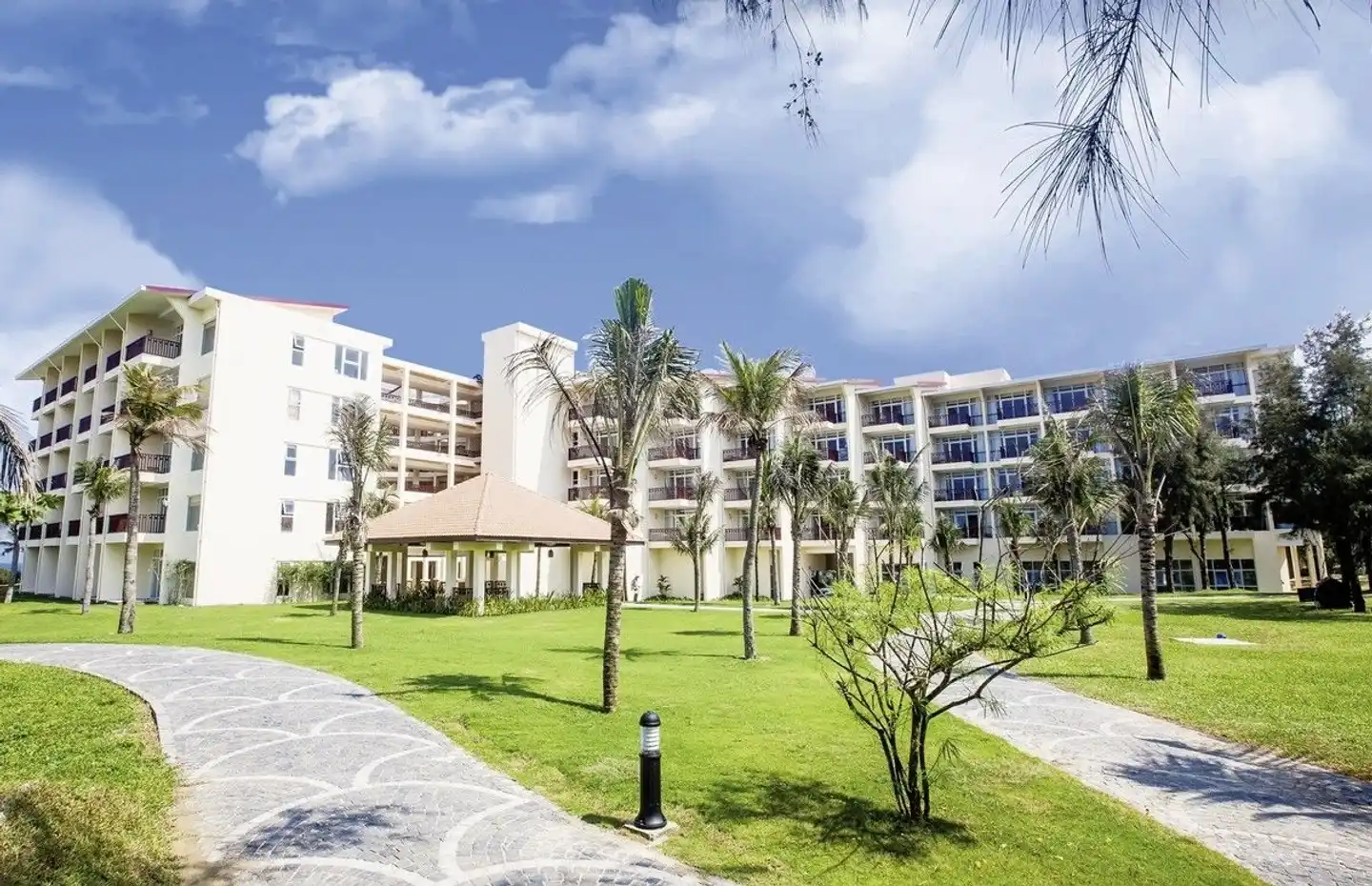Sandy Beach Non Nuoc Resort Aussenansicht