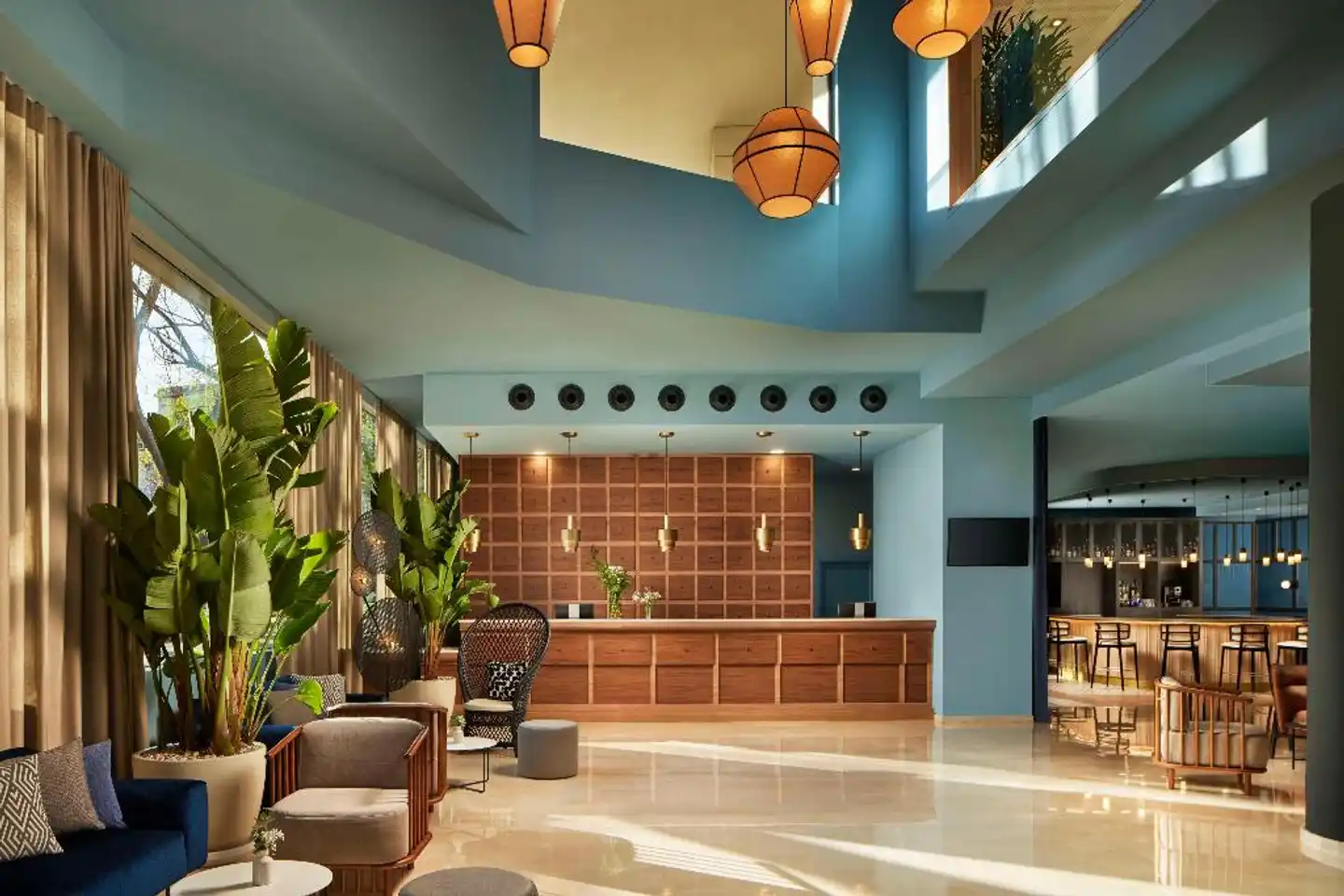 NH Alicante Lobby