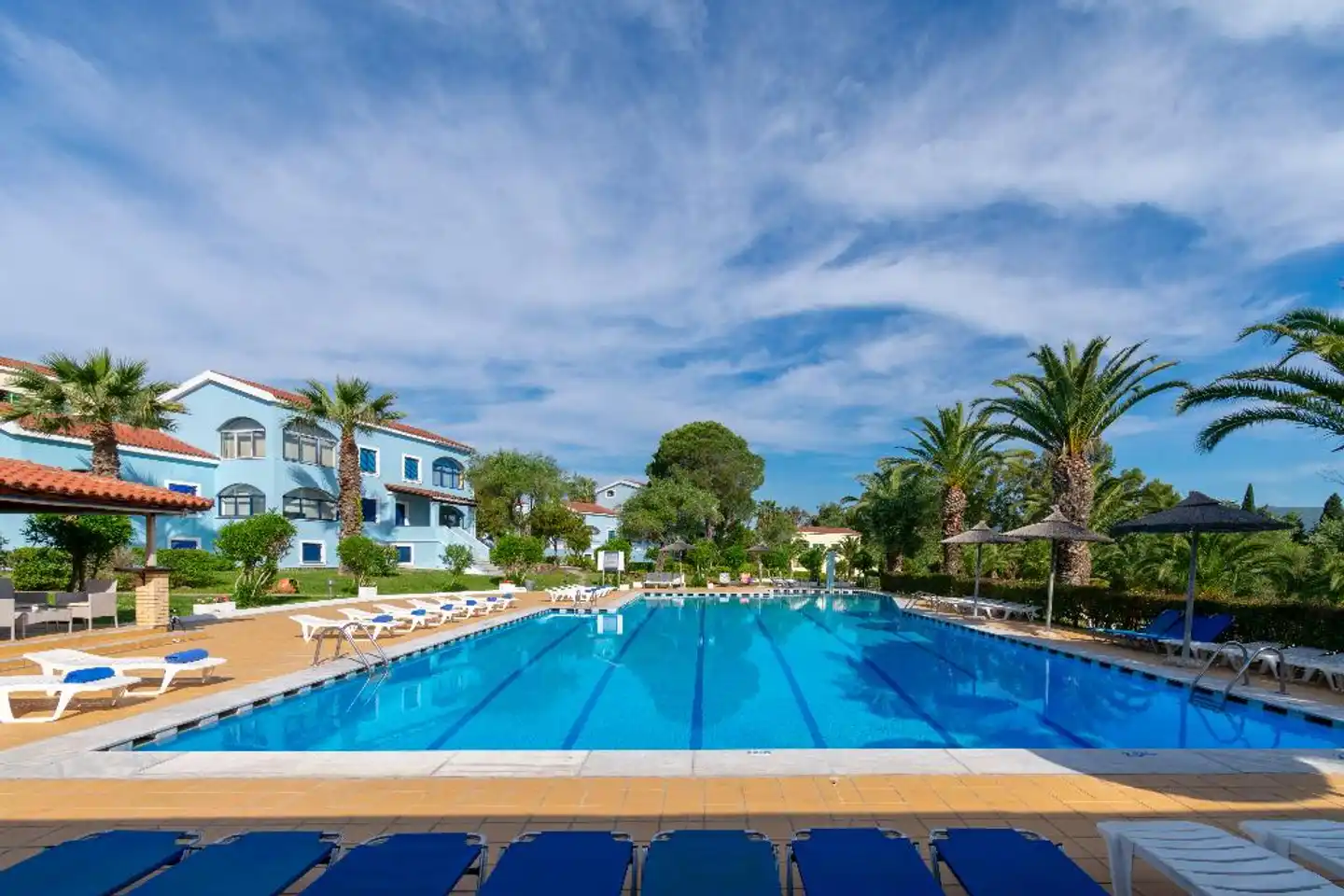 Govino Bay Pool