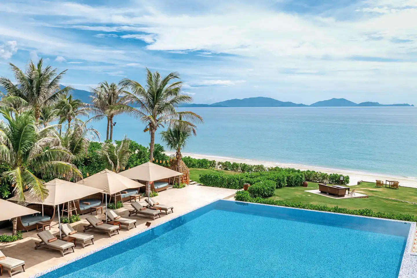 Fusion Resort Cam Ranh Pool