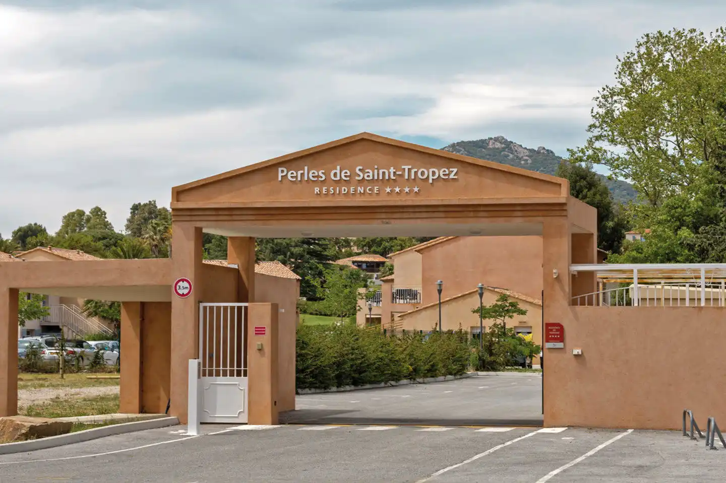 SOWELL RESIDENCES Les Perles de Saint-Tropez Aussenansicht