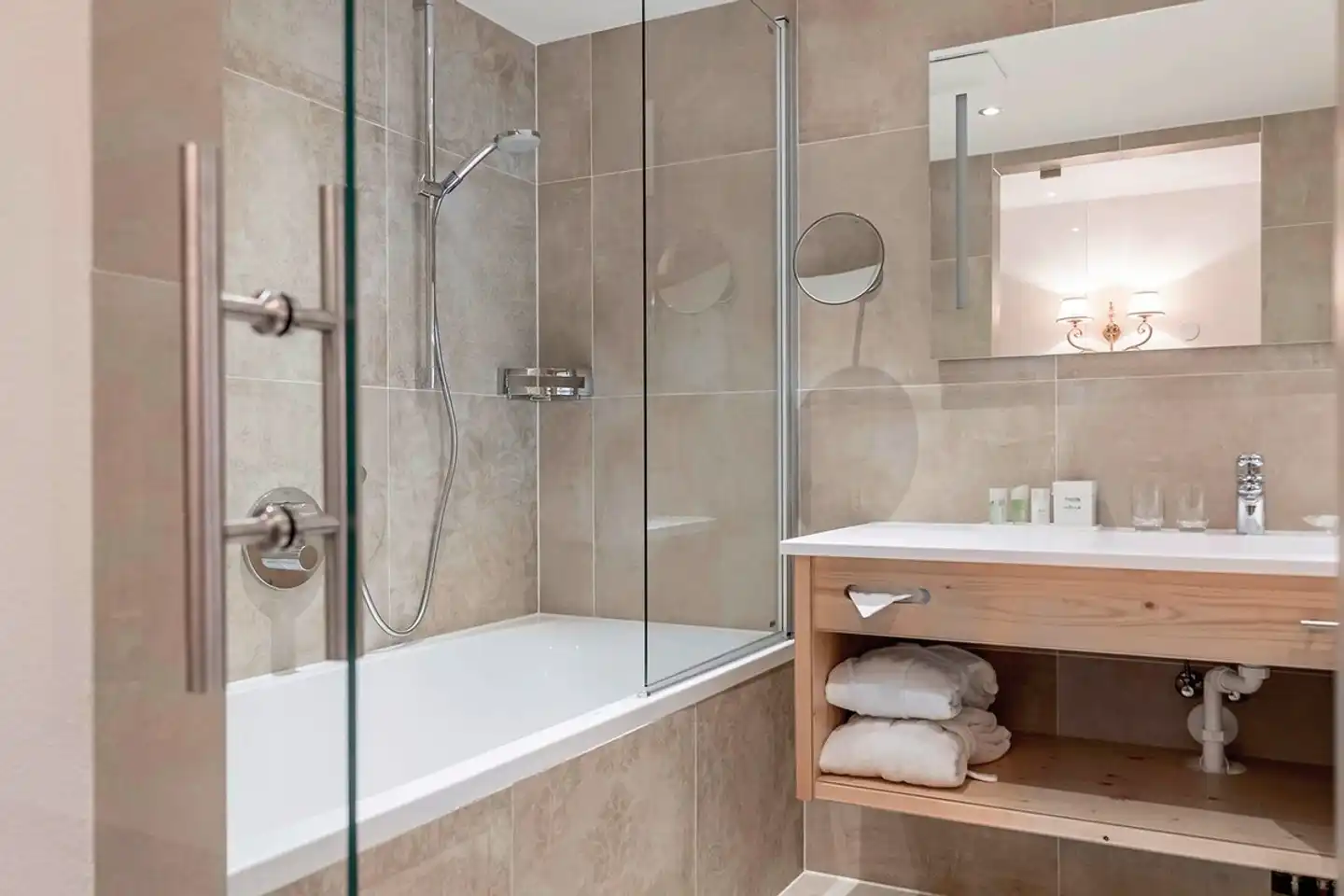 Bellevue 4 Sterne Superior Badezimmer