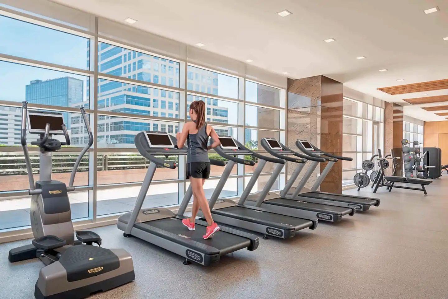 Discovery Primea Manila Sport und Entertainment