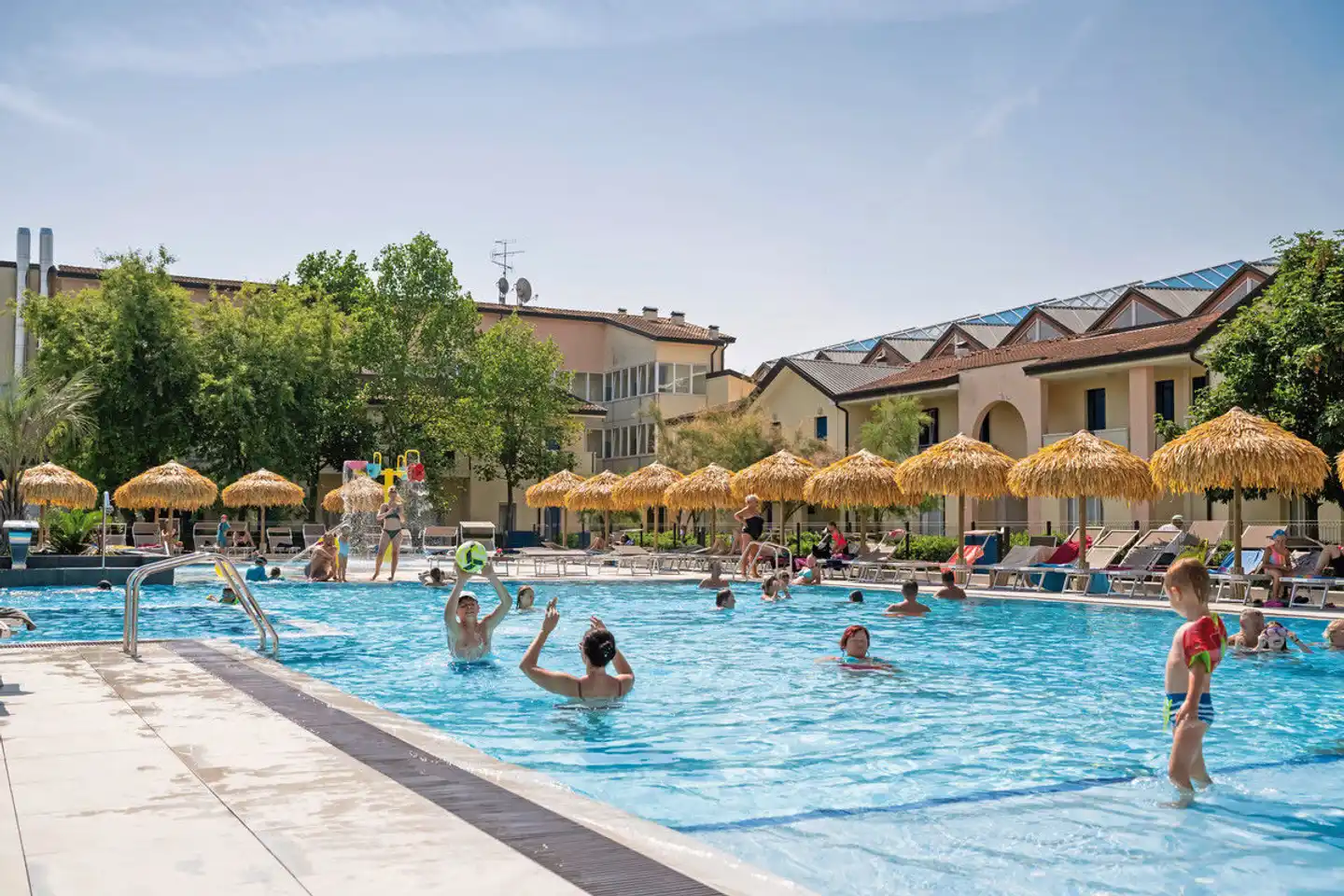 Villaggio La Quercia Pool