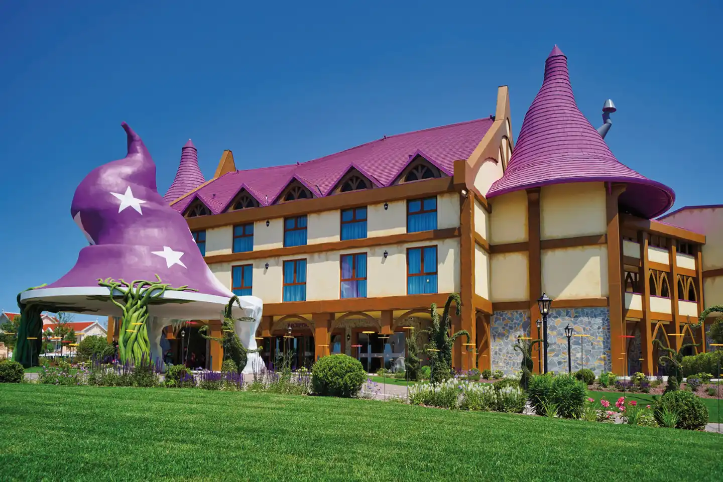 Gardaland Magic Hotel Aussenansicht