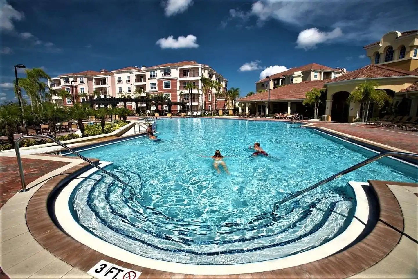 Vista Cay Resort by Millenium Pool
