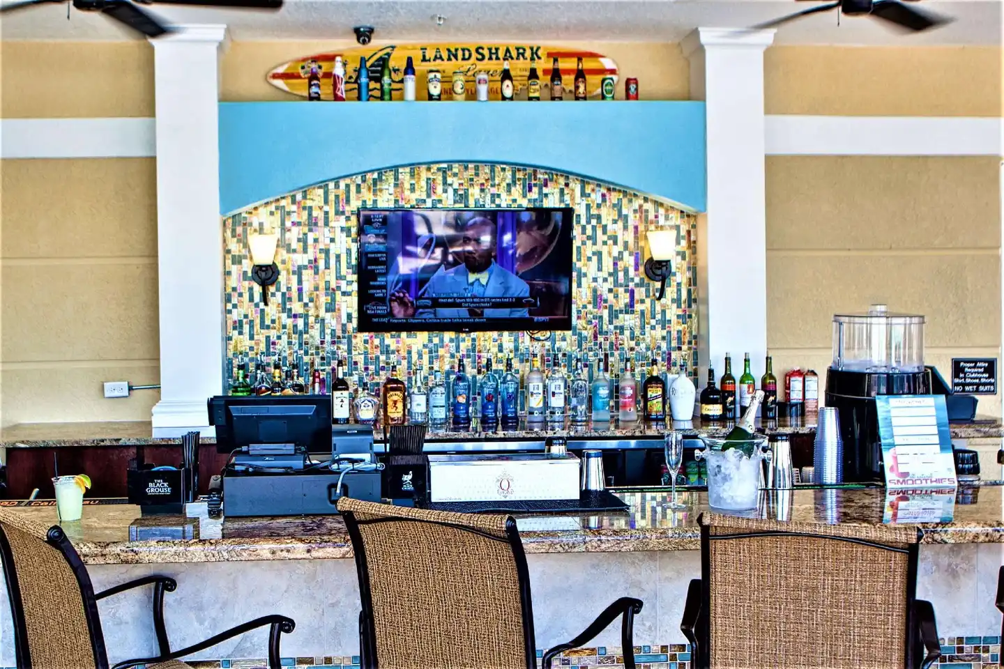 Vista Cay Resort by Millenium Bar