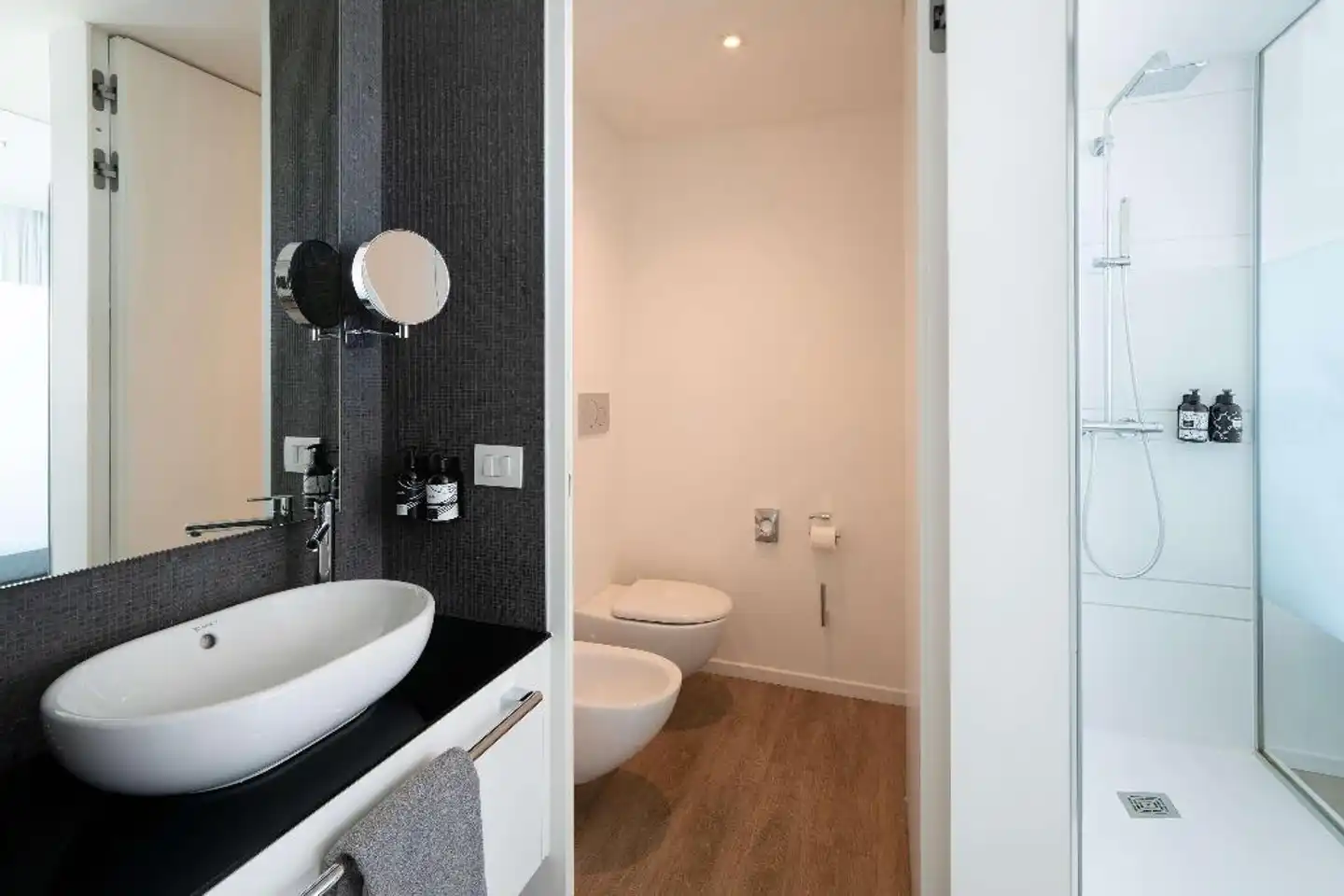 INNSiDE Milano Torre GalFa Badezimmer