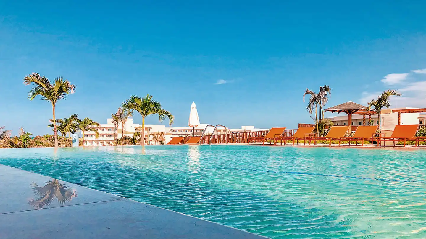 Valentin Cayo Cruz Pool