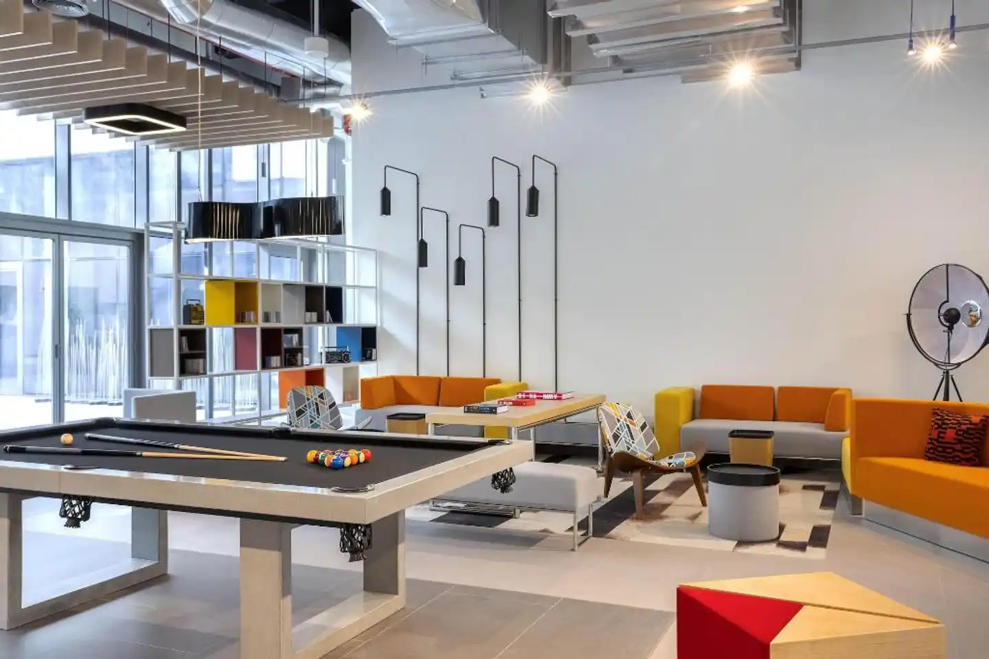 Element by Westin Al Mina, Dubai Sport und Entertainment