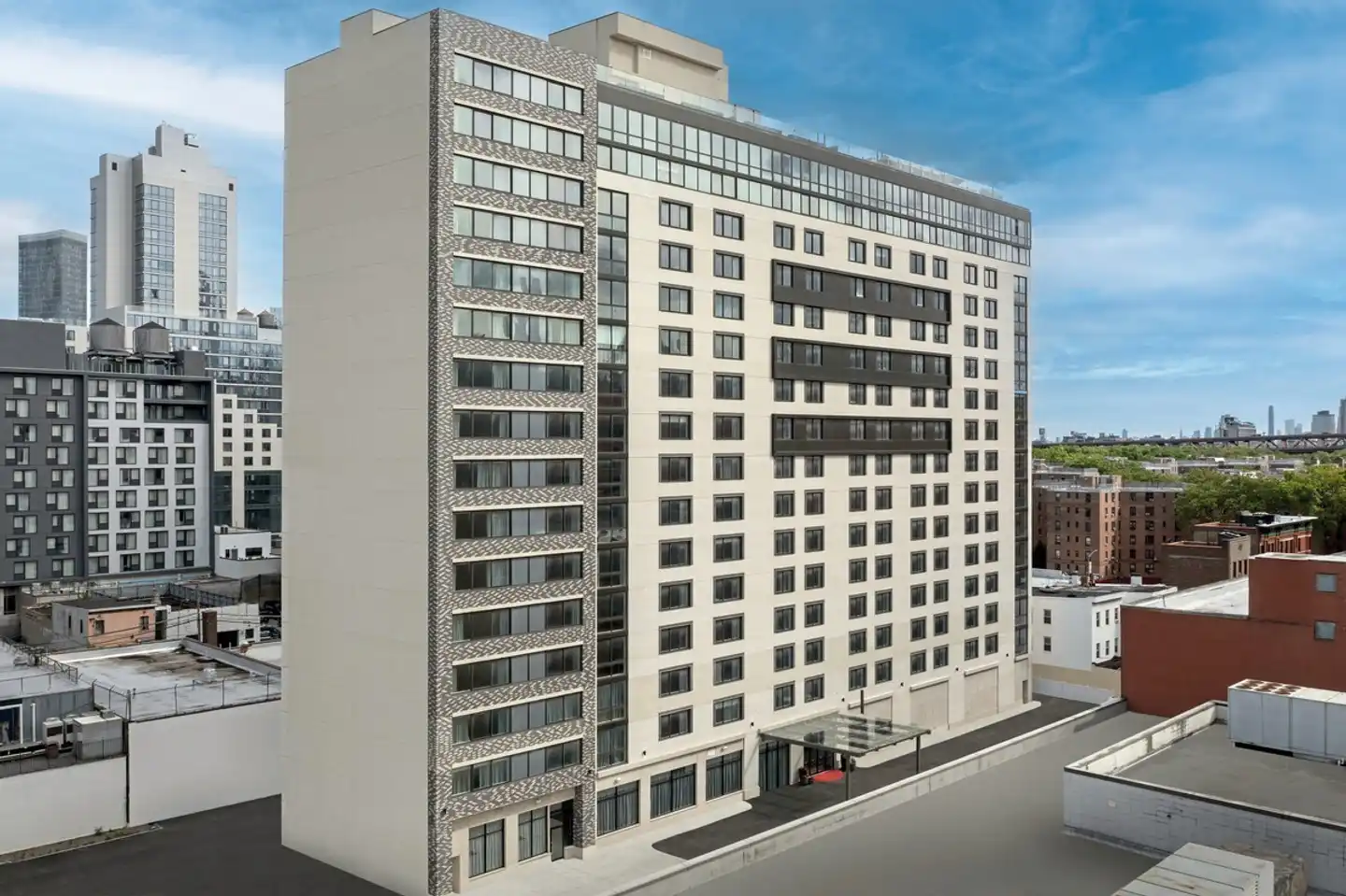 SpringHill Suites New York Queens Aussenansicht