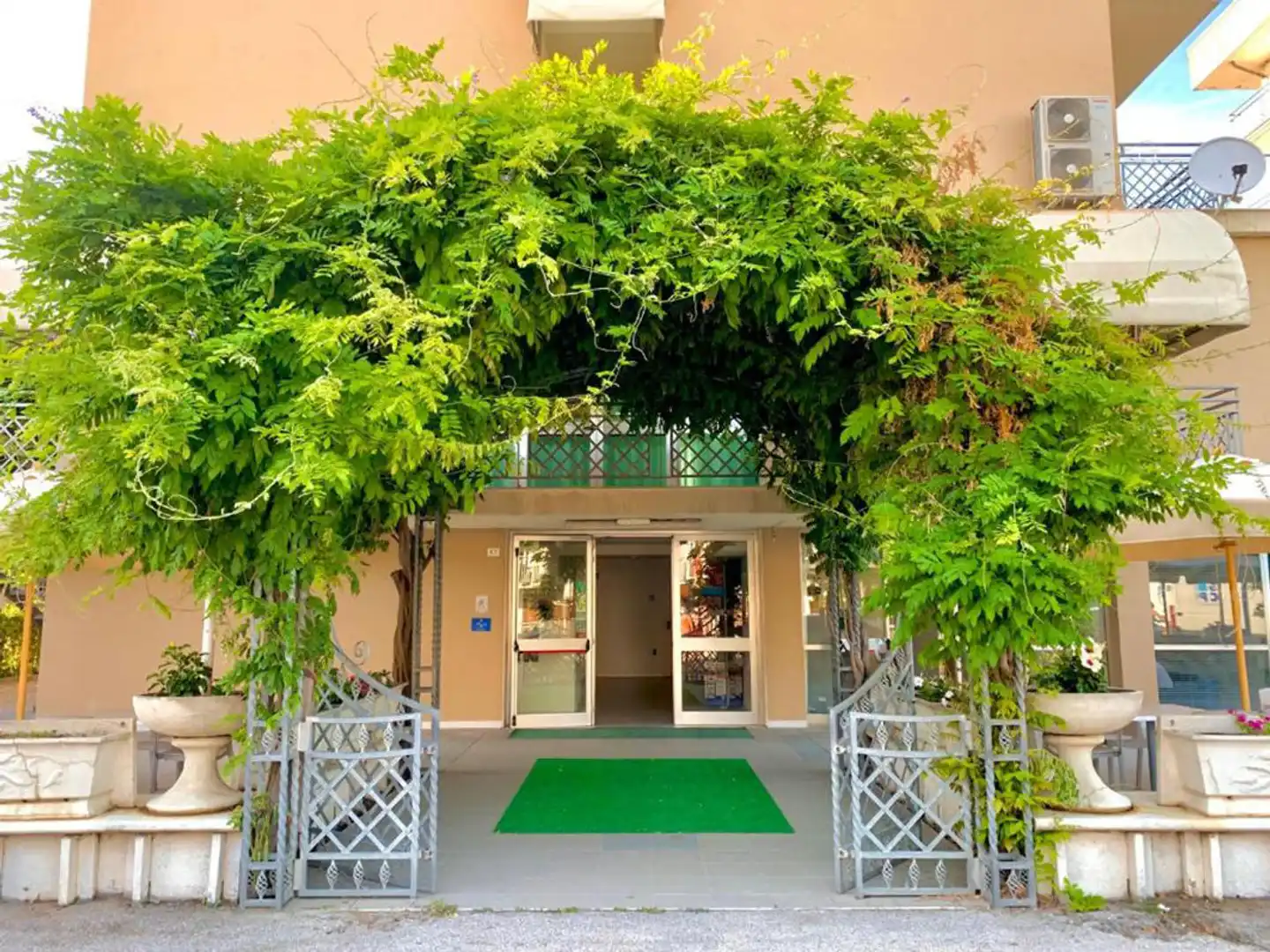 Hotel Bruna Aussenansicht