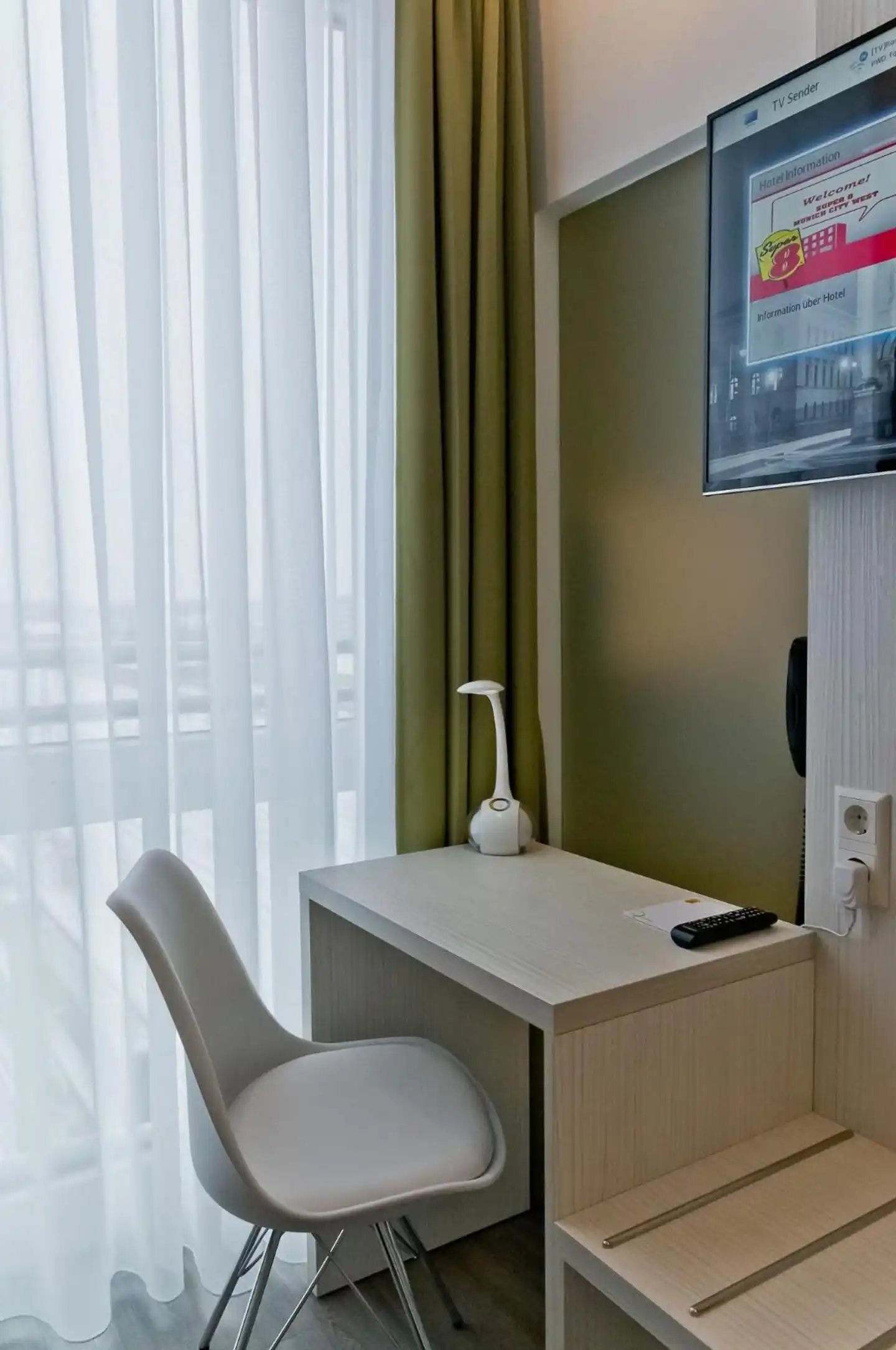 Super 8 by Wyndham Munich City West Wohnbeispiel