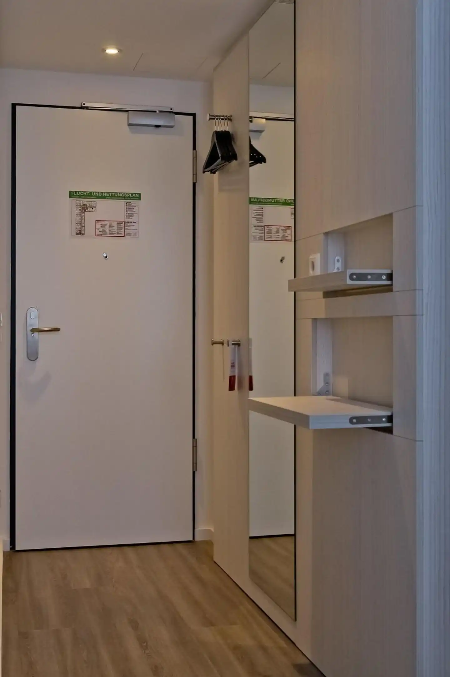 Super 8 by Wyndham Munich City West Badezimmer