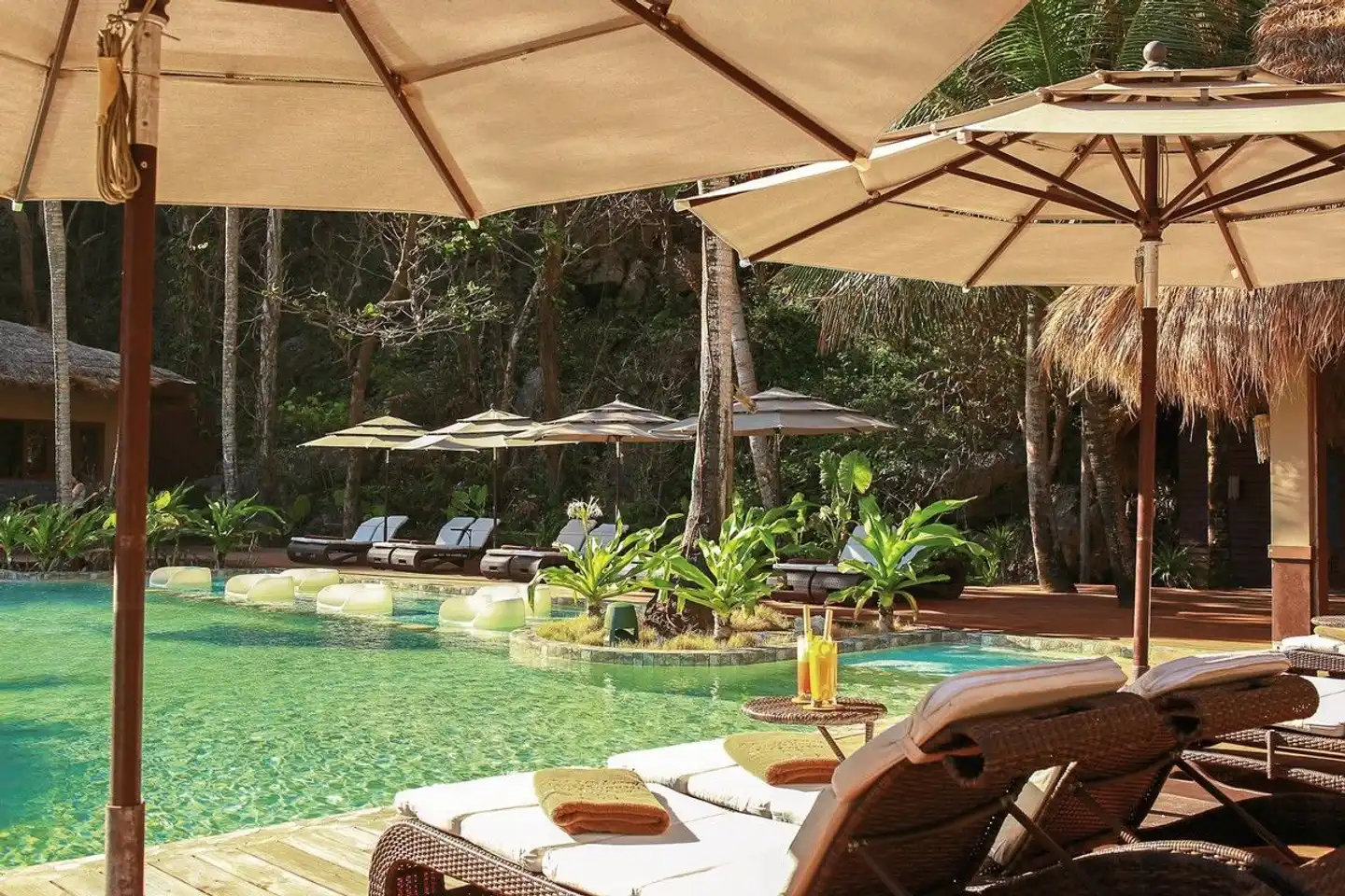 Cauayan Island Resort Pool