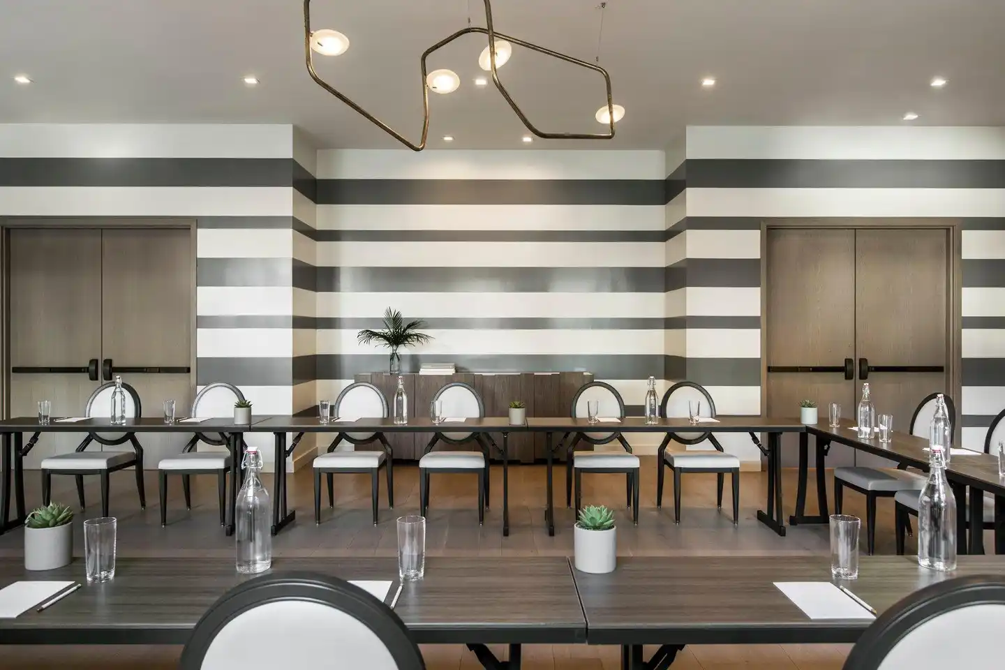 Kimpton La Peer Hotel Konferenz