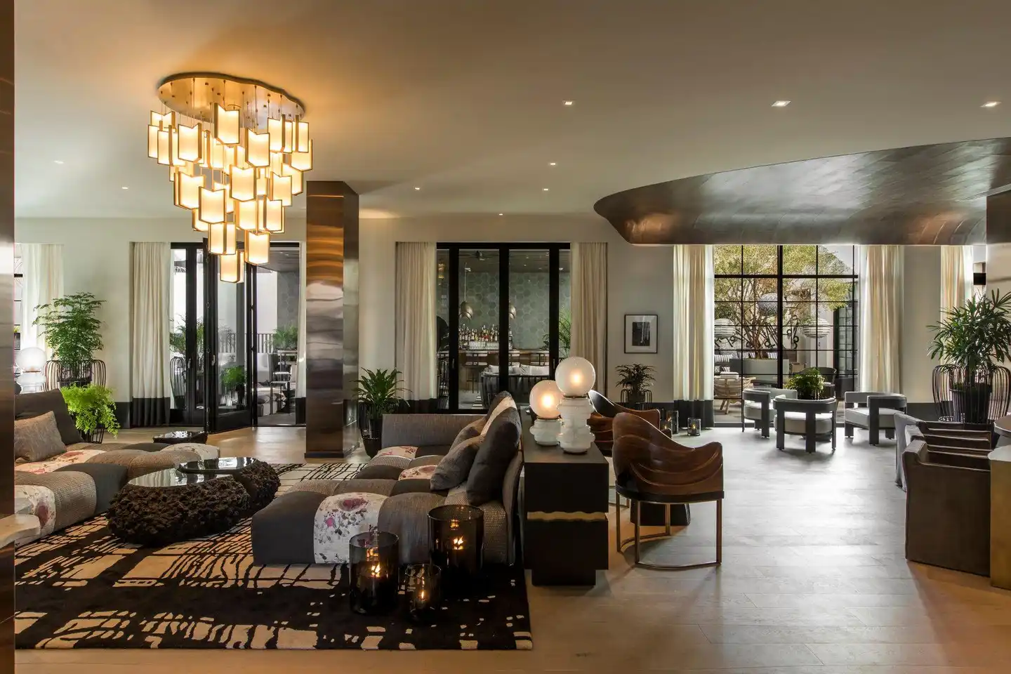 Kimpton La Peer Hotel Lobby