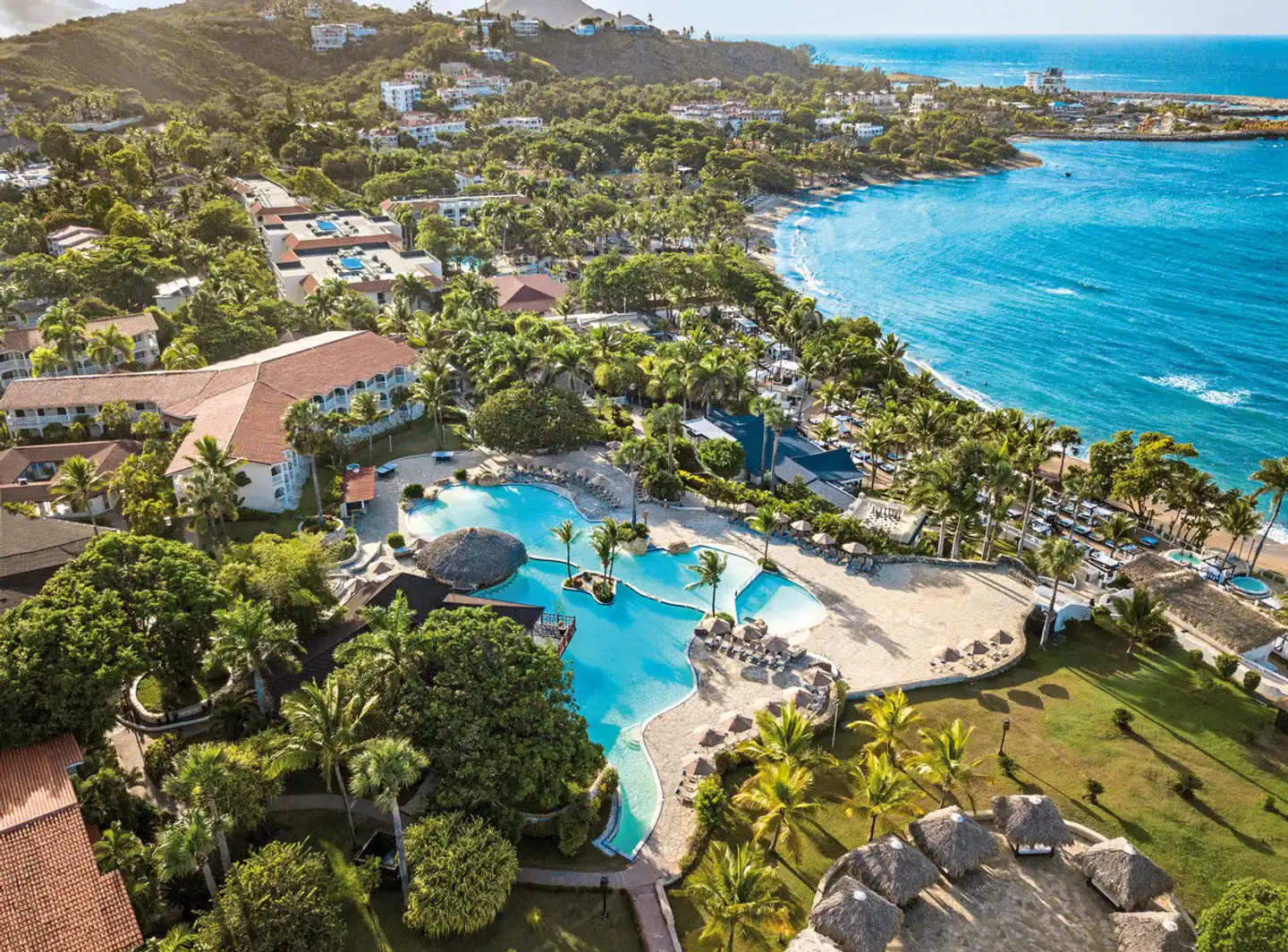 Lifestyle Tropical Beach Resort & Spa Aussenansicht