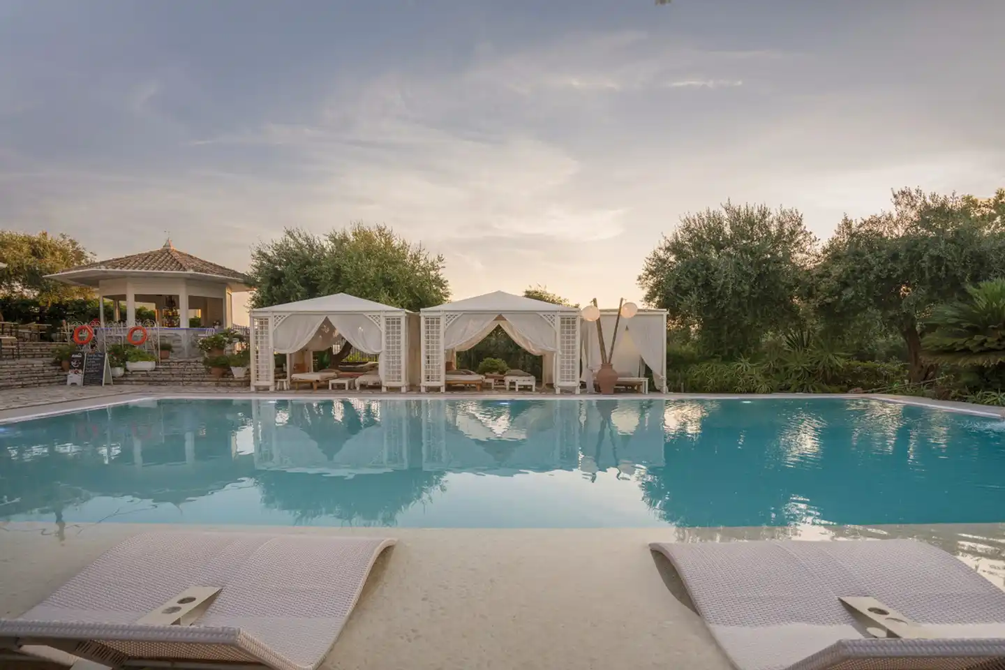 Nefeli Pool