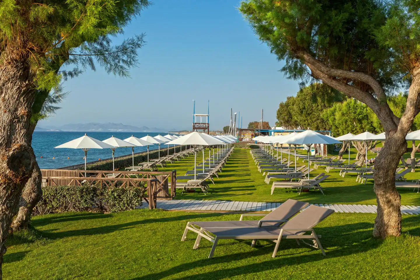 Neptune Luxury Resort Strand