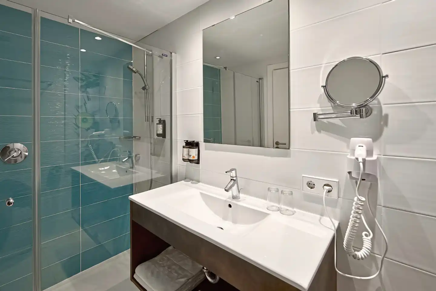 Universal Aparthotel Elisa Badezimmer