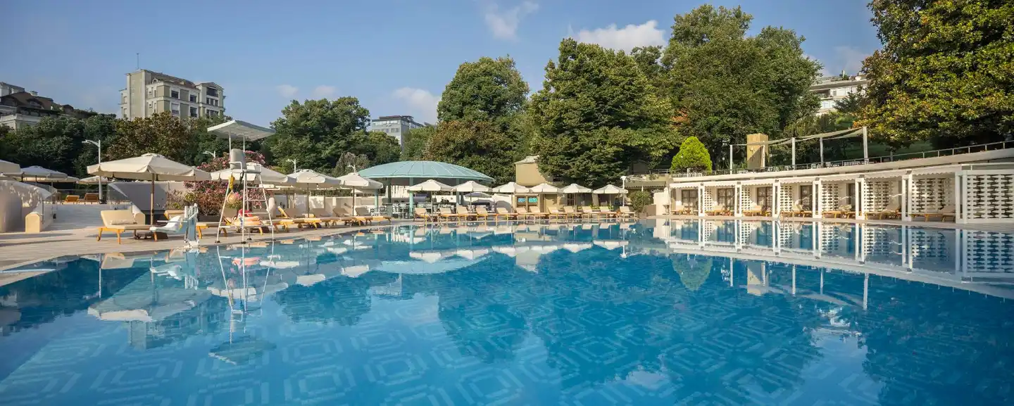 Hilton Istanbul Bosphorus Pool