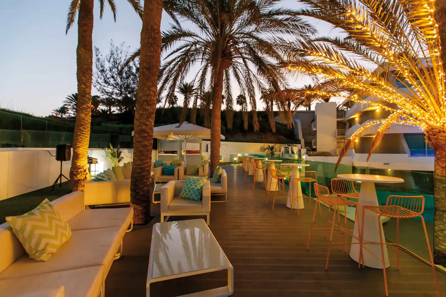 Santa Mónica Suites Hotel Terrasse