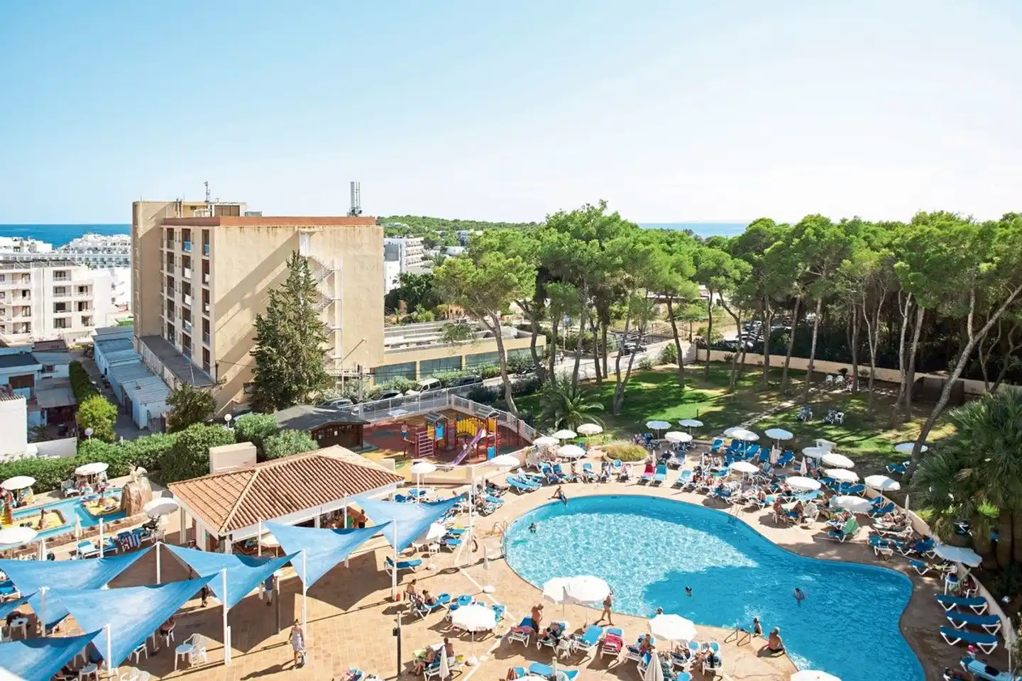 Invisa Ereso Pool